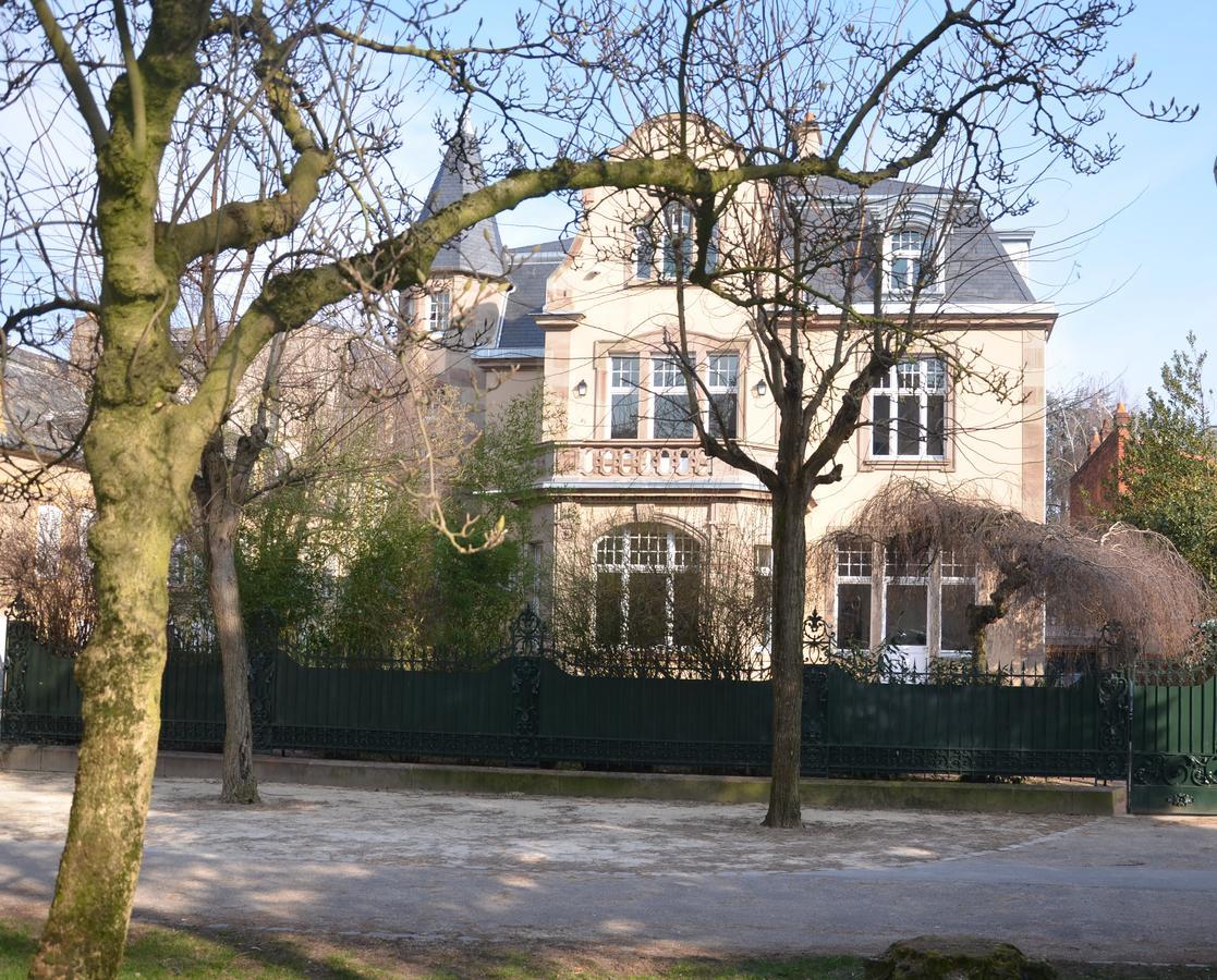 Villa Camoufle เมซ์ ภายนอก รูปภาพ